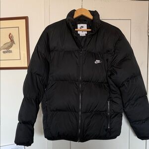 Men’s Nike Black Quilted Puffer Jacket with Zip Pockets